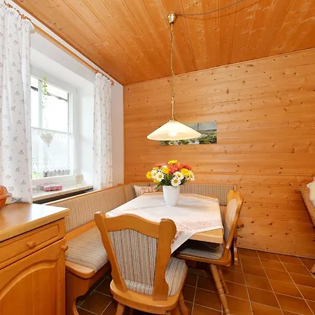 Апартаменты Cosy In Bavaria With Terrace Драксельсрид